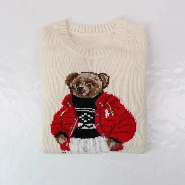 Suéter de punto color crema con forma de oso de invierno