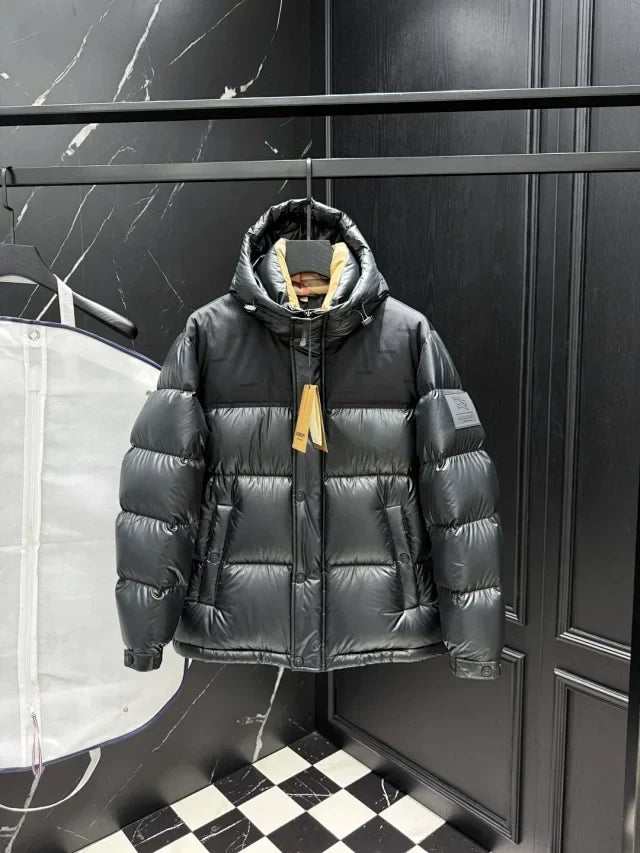 Chaqueta acolchada de plumón negra