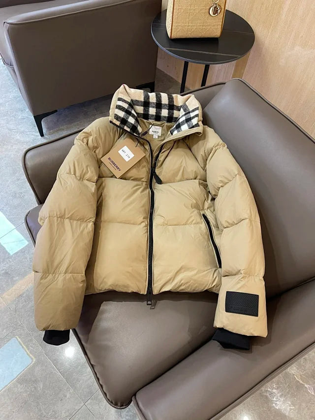 Chaqueta acolchada con cuello de cuadros