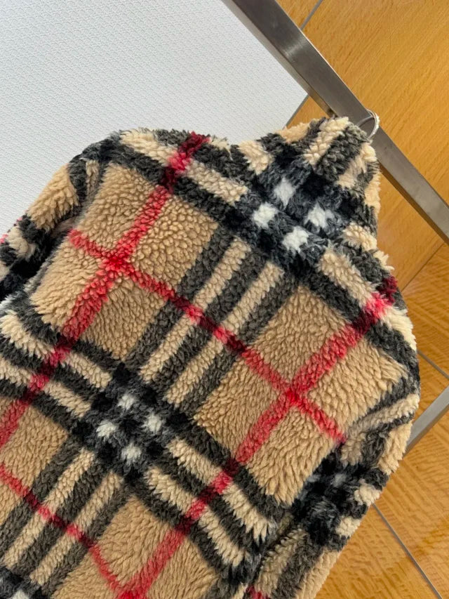 Chaqueta de piel de oveja a cuadros