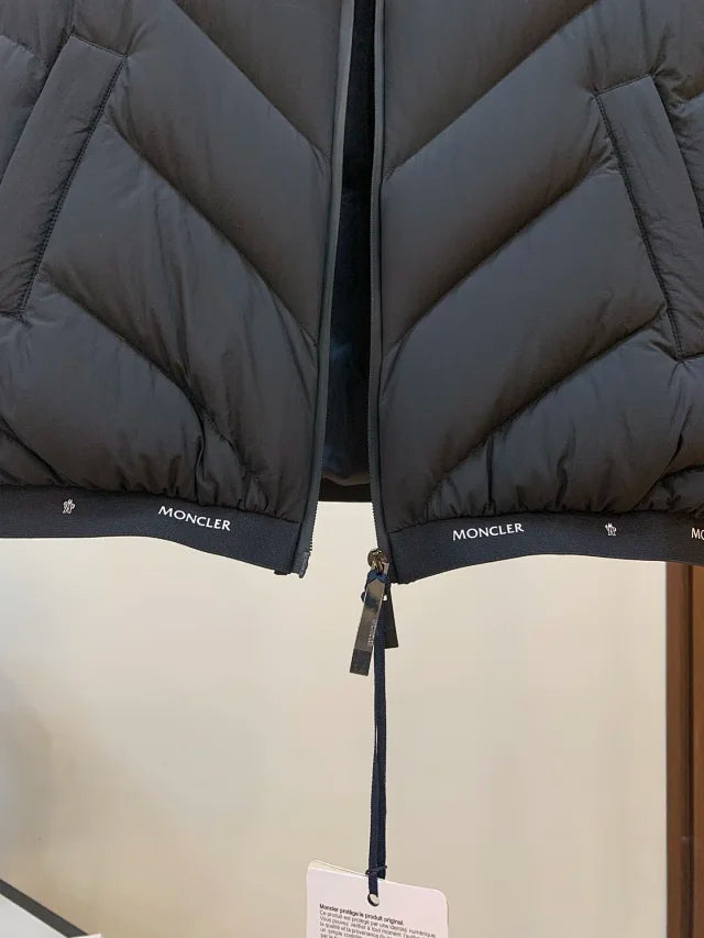 Chaleco de plumas Chevron