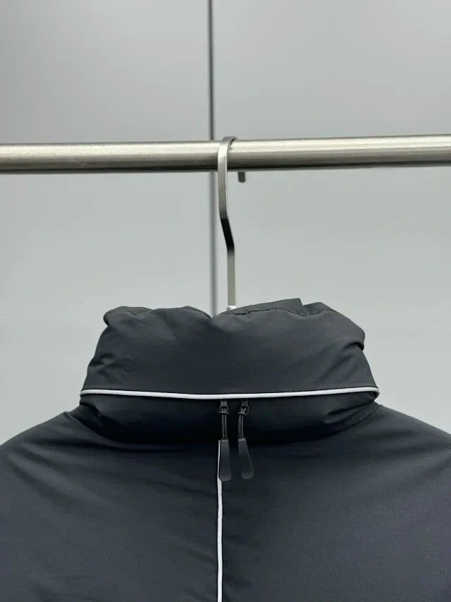 Chaqueta de plumas de cuello alto