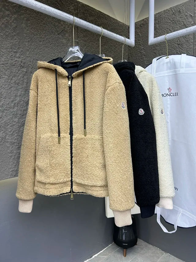 Chaqueta con capucha y cremallera de forro polar Teddy