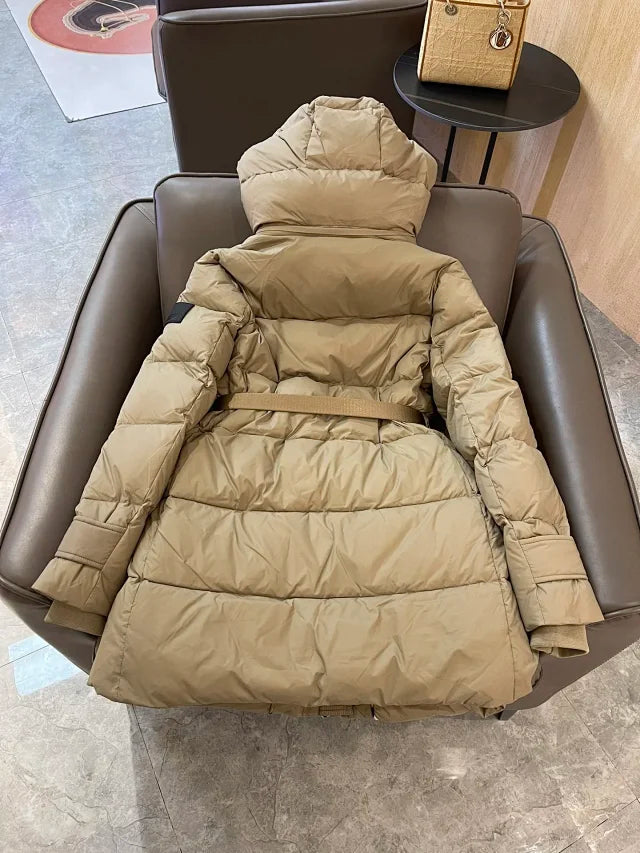 Chaqueta Black Label de corte ajustado a la cintura