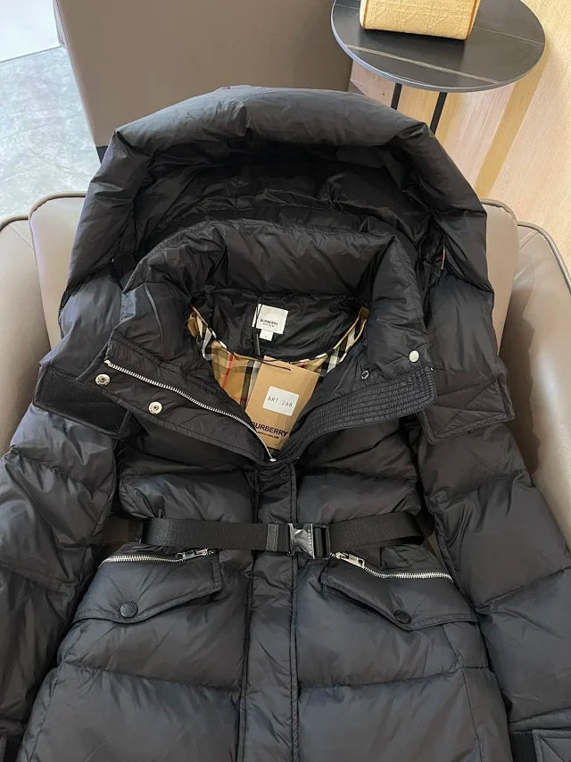 Chaqueta Black Label de corte ajustado a la cintura