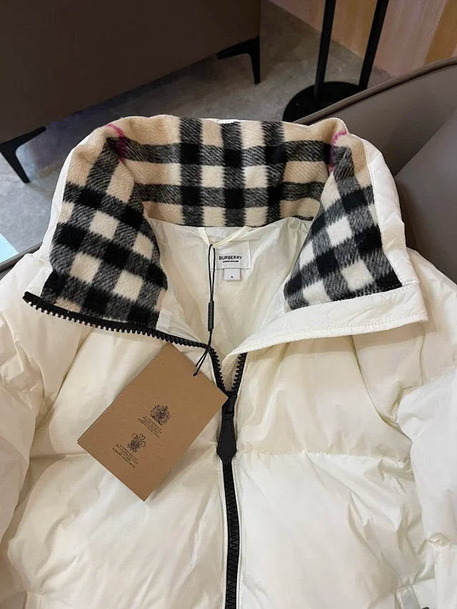 Chaqueta acolchada con cuello de cuadros