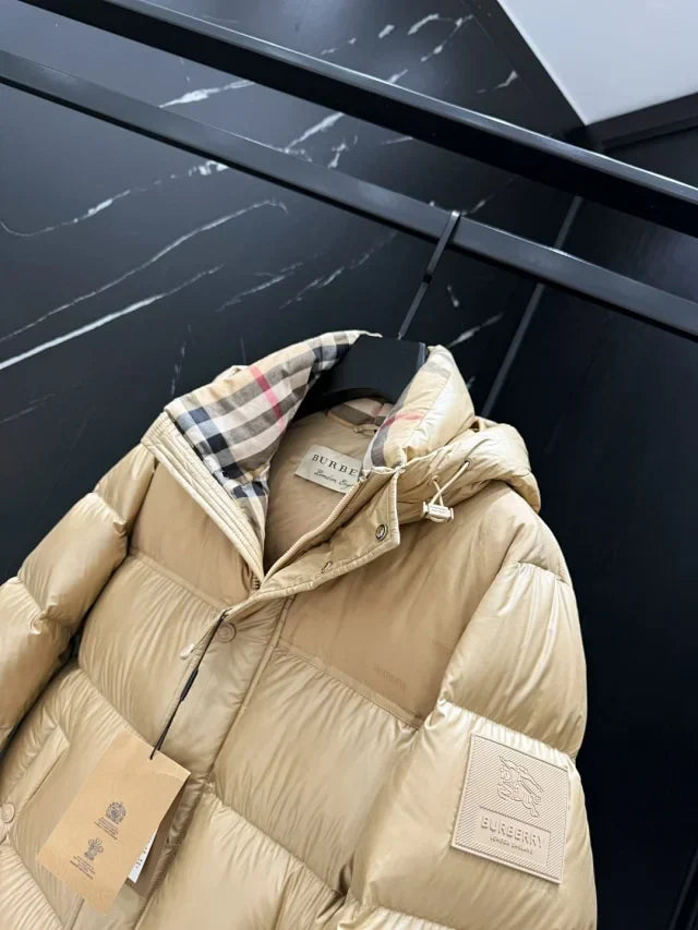 Chaqueta acolchada de plumón negra