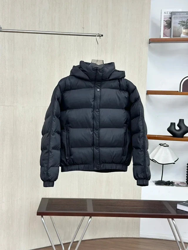 Chaqueta de plumas con detalle de rayas