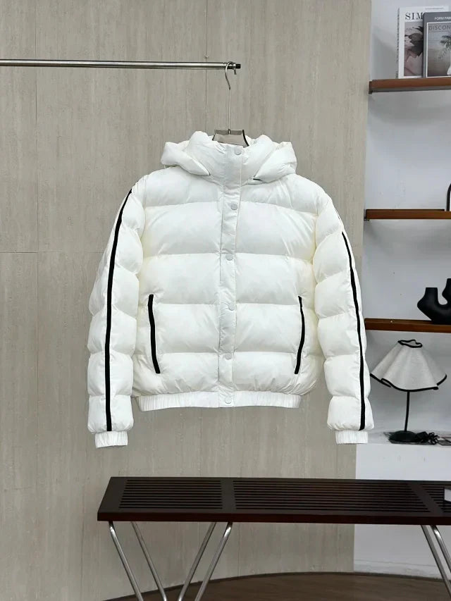 Chaqueta de plumas con detalle de rayas