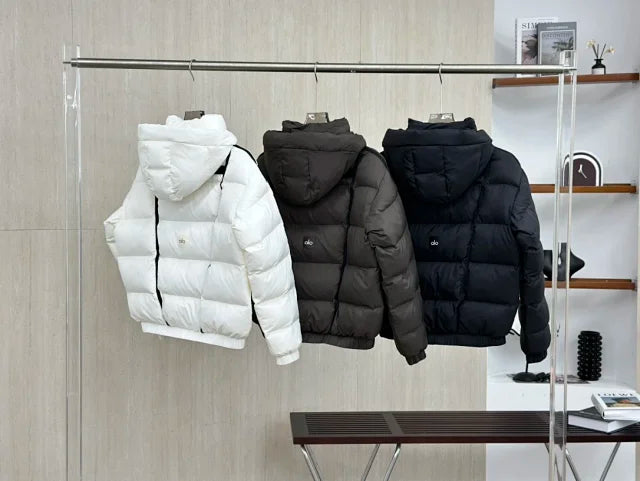 Chaqueta de plumas con detalle de rayas