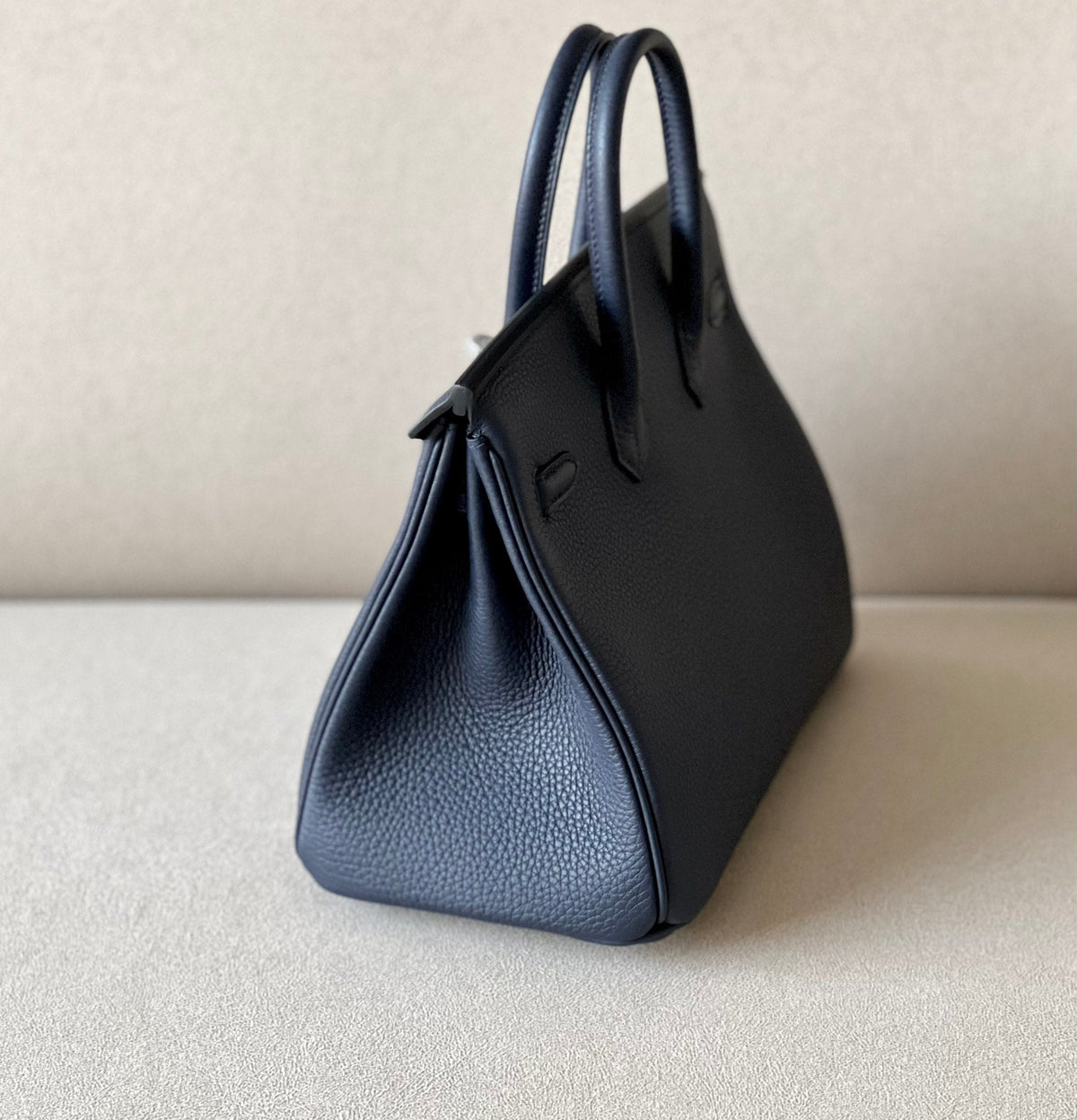 Bolso de piel estructurado